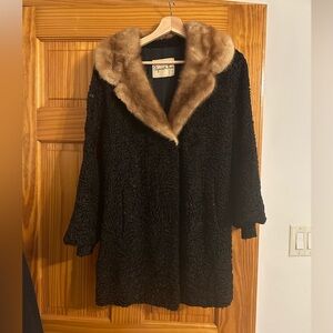 Vintage 80’s Fur coat 🫠🙈🥳